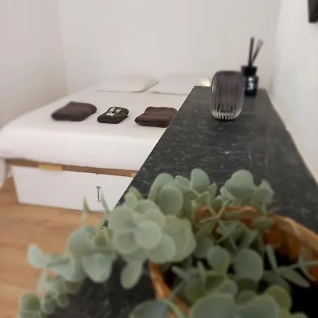 Le 29 Spacieux , Wifi Et Climatisation *