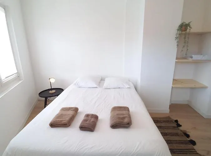 Le 29 Spacieux , Wifi Et Climatisation شقة أجان