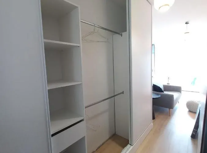 Le 29 Spacieux , Wifi Et Climatisation شقة *